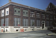 212 4TH ST, a Chicago Commercial Style industrial bldg/manufacturing facility, built in Racine, Wisconsin in 1921.