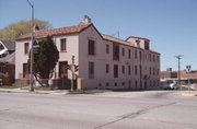 1900 WASHINGTON AVE, a Spanish/Mediterranean Styles apartment/condominium, built in Racine, Wisconsin in 1925.