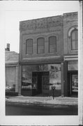 407 6TH ST, a Italianate retail building, built in Racine, Wisconsin in 1861.