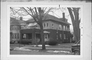 1512 COLLEGE AVE, a Prairie School house, built in Racine, Wisconsin in 1915.
