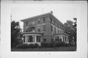 1547 COLLEGE AVE, a Neoclassical/Beaux Arts apartment/condominium, built in Racine, Wisconsin in 1904.