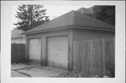 1633 FLETT AVE, a Astylistic Utilitarian Building garage, built in Racine, Wisconsin in .