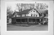 1101 GRAND AVE, a Prairie School house, built in Racine, Wisconsin in 1915.