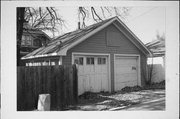 1517 HOLMES AVE, a Astylistic Utilitarian Building garage, built in Racine, Wisconsin in .
