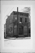SE corner of Hubbard st and Erie st, a Commercial Vernacular small retail building, built in Racine, Wisconsin in .
