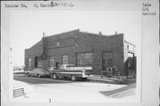 BEHIND 401 LAKE AVE, a Twentieth Century Commercial garage, built in Racine, Wisconsin in .