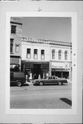 326 MAIN ST, a Italianate small retail building, built in Racine, Wisconsin in 1901.