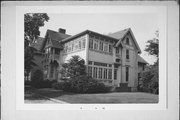 929 MAIN ST, a Queen Anne house, built in Racine, Wisconsin in 1852.