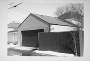 1436 QUINCY AVE, a Astylistic Utilitarian Building garage, built in Racine, Wisconsin in .
