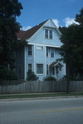 1100 E MAIN ST 1100 E MAIN ST, a Queen Anne house, built in Stoughton, Wisconsin in 1905.