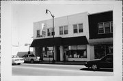 3309 WASHINGTON AVE, a Commercial Vernacular large retail building, built in Racine, Wisconsin in 1930.