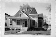 3416 WASHINGTON AVE, a Queen Anne house, built in Racine, Wisconsin in 1902.