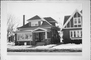 3501 WASHINGTON AVE, a Bungalow house, built in Racine, Wisconsin in 1922.