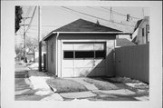 2924 WRIGHT AVE, a Astylistic Utilitarian Building garage, built in Racine, Wisconsin in .