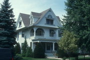 100 S VAN BUREN ST, a Queen Anne house, built in Stoughton, Wisconsin in 1902.