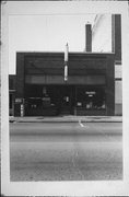 130 S MAIN ST, a Commercial Vernacular small retail building, built in Richland Center, Wisconsin in 1928.