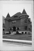 179B W SEMINARY ST, a Romanesque Revival jail/correctional facility, built in Richland Center, Wisconsin in 1904.