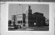 181 W SEMINARY AVE, a Romanesque Revival courthouse, built in Richland Center, Wisconsin in 1889.