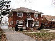 408 S VAN BUREN ST 408 S VAN BUREN ST, a Colonial Revival/Georgian Revival apartment/condominium, built in Green Bay, Wisconsin in 1926.