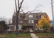 433 E WISCONSIN AVE, a Shingle Style house, built in Neenah, Wisconsin in 1904.