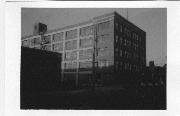 1635 W ST PAUL AVE, a Commercial Vernacular industrial bldg/manufacturing facility, built in Milwaukee, Wisconsin in 1924.