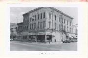 127-129 S RD ST, a Italianate retail building, built in La Crosse, Wisconsin in 1870.