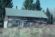 N2610 LOG CABIN DR, a Front Gabled house, built in Wolf River, Wisconsin in 1874.