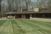 7111 N BARNETT LN, a Usonian house, built in Fox Point, Wisconsin in 1948.