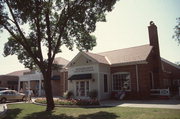 5601 Broad St, a Colonial Revival/Georgian Revival tavern/bar, built in Greendale, Wisconsin in 1938.