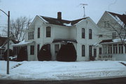 2136 E ESTES ST (A.K.A. 2795 S SHORE DR), a Italianate house, built in Milwaukee, Wisconsin in 1880.