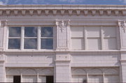 101 W WISCONSIN AVE (AKA 600-648 N PLANKINTON), a Neoclassical/Beaux Arts large retail building, built in Milwaukee, Wisconsin in 1901.
