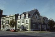 930 E KNAPP ST AND 1301 N ASTOR ST, a Queen Anne house, built in Milwaukee, Wisconsin in 1891.