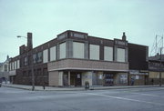 215 W WISCONSIN AVE, a Art/Streamline Moderne large retail building, built in Milwaukee, Wisconsin in 1930.