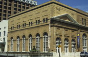 108 E WELLS ST, a Neoclassical/Beaux Arts public utility/power plant/sewage/water, built in Milwaukee, Wisconsin in 1900.