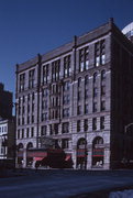 424 E WISCONSIN AVE, a Romanesque Revival lodging-hotel, built in Milwaukee, Wisconsin in 1890.