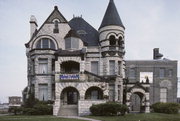 Plankinton, Elizabeth, House, a Building.