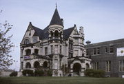 1492 W WISCONSIN AVE, a Romanesque Revival house, built in Milwaukee, Wisconsin in 1886.