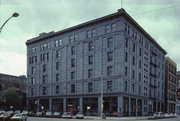 241 N BROADWAY ST, a Commercial Vernacular grocery store/supermarket, built in Milwaukee, Wisconsin in 1895.