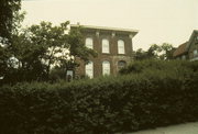 1823-1825 N PALMER ST, a Italianate house, built in Milwaukee, Wisconsin in 1872.