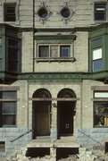 918-924 E KNAPP ST, a Neoclassical/Beaux Arts row house/townhouse, built in Milwaukee, Wisconsin in 1897.