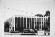 614 W BROWN DEER RD 614 W BROWN DEER RD, a New Formalism small office building, built in Bayside, Wisconsin in 1968.