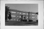 E SIDE OF PACKARD AVE BETWEEN ALLERTON AND BOTTSFORT AVE, a Neoclassical/Beaux Arts school – elem/middle/jr high/high, built in Cudahy, Wisconsin in 1915.