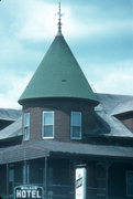W CNR OF W 1ST ST AND IOWA AVE, a Queen Anne lodging-hotel, built in Hayward, Wisconsin in 1903.