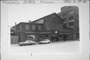 1550 S 1ST ST, a Astylistic Utilitarian Building industrial bldg/manufacturing facility, built in Milwaukee, Wisconsin in 1885.