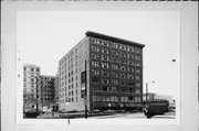 823 N 2ND ST, a Chicago Commercial Style retail building, built in Milwaukee, Wisconsin in 1908.