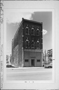 421 S 2ND ST, a Italianate small office building, built in Milwaukee, Wisconsin in 1875.
