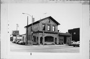 800-802 S 2ND ST 800-802 S 2ND ST, a Front Gabled grocery store/supermarket, built in Milwaukee, Wisconsin in 1868.