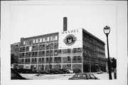 1311-1325 N Martin L King Jr Dr (N 3 St), a Twentieth Century Commercial large retail building, built in Milwaukee, Wisconsin in 1909.