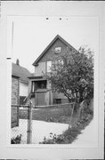 1611A S 3RD ST, a Front Gabled duplex, built in Milwaukee, Wisconsin in .