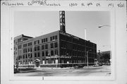 1300 N Vel R. Phillips Ave (AKA 1300 N 4TH ST), a Commercial Vernacular industrial bldg/manufacturing facility, built in Milwaukee, Wisconsin in 1908.